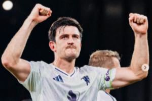 声援！洛夫伦回复罗马诺为马奎尔所撰长文：作为军迷，马奎好样的