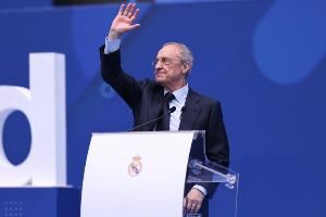 记者:弗洛伦蒂诺无意在当前任期结束前离开,会员模式即将被讨论